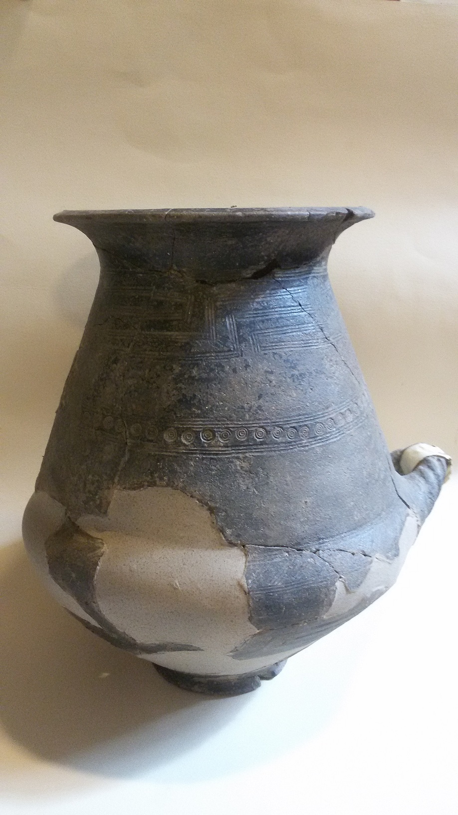 Cinerario, VIII sec. a.C