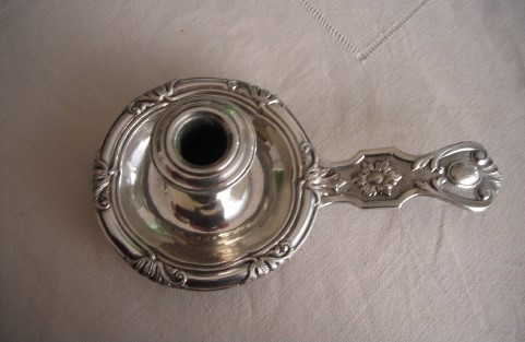 palmatoria - candeliere liturgico corto, opera isolata - ambito italiano (fine/ inizio sec XIX)