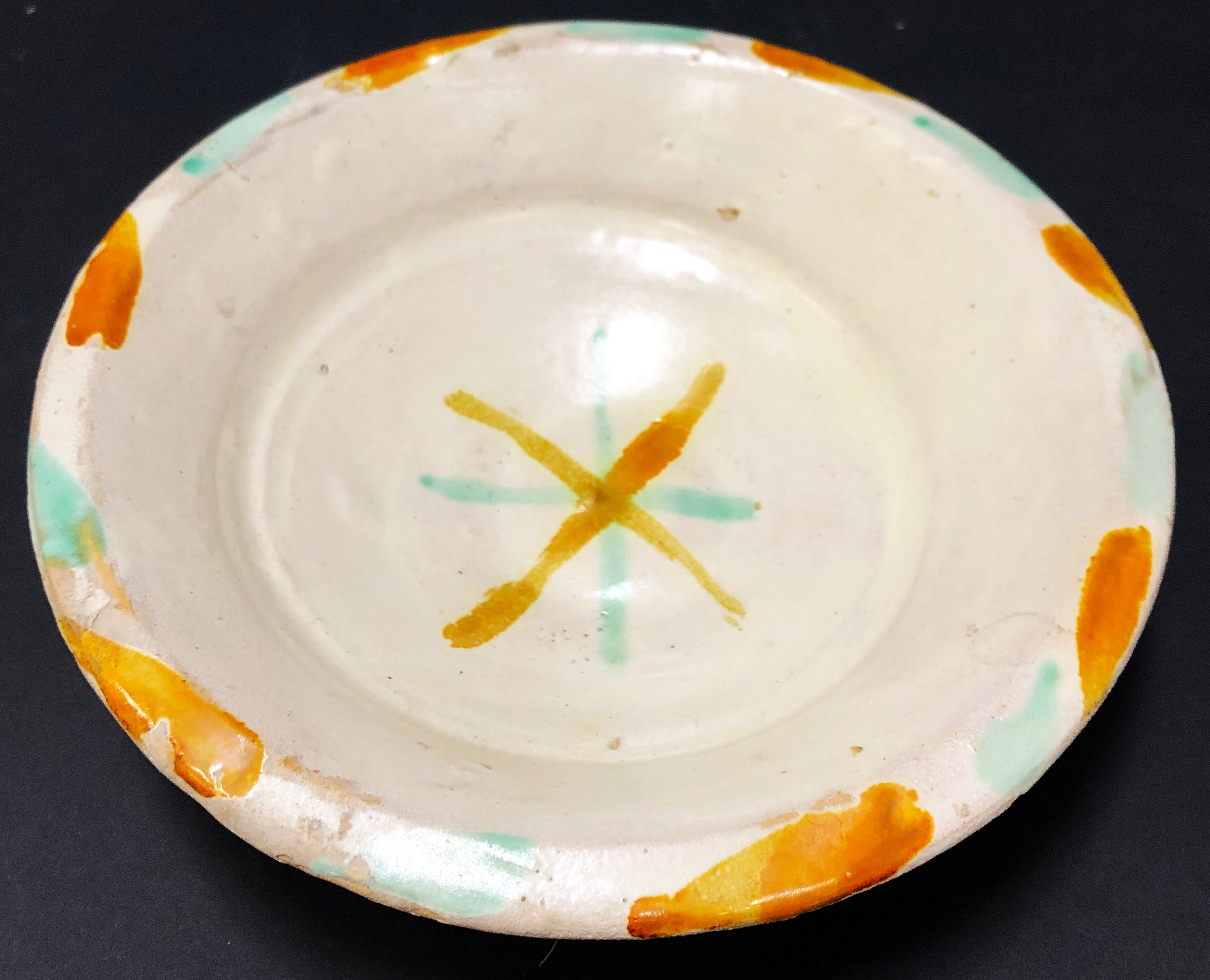 piatto, ARREDI E SUPPELLETTILI/ CONTENITORI, RECIPIENTI E OGGETTI DI USO DOMESTICO