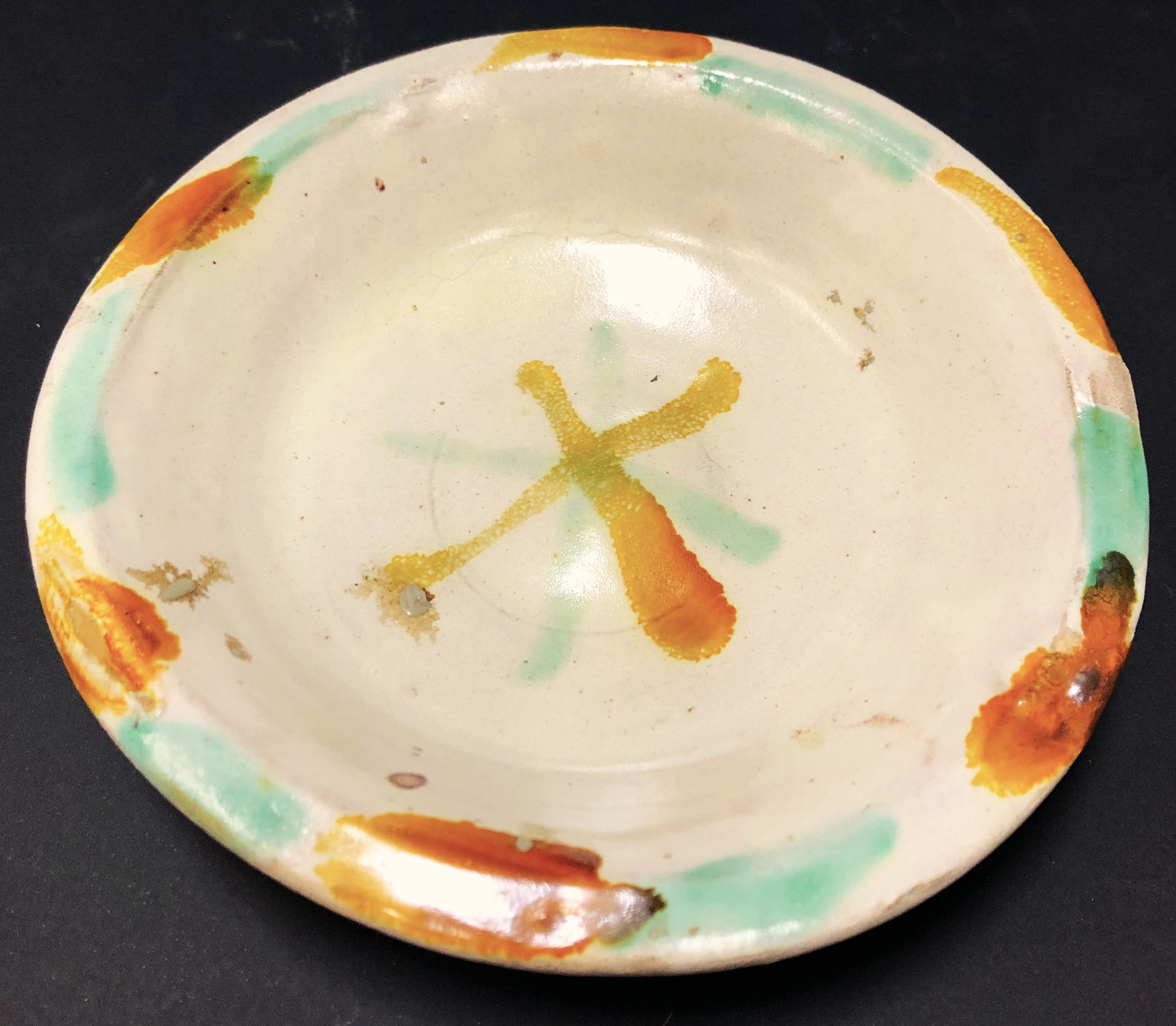 piatto, ARREDI E SUPPELLETTILI/ CONTENITORI, RECIPIENTI E OGGETTI DI USO DOMESTICO