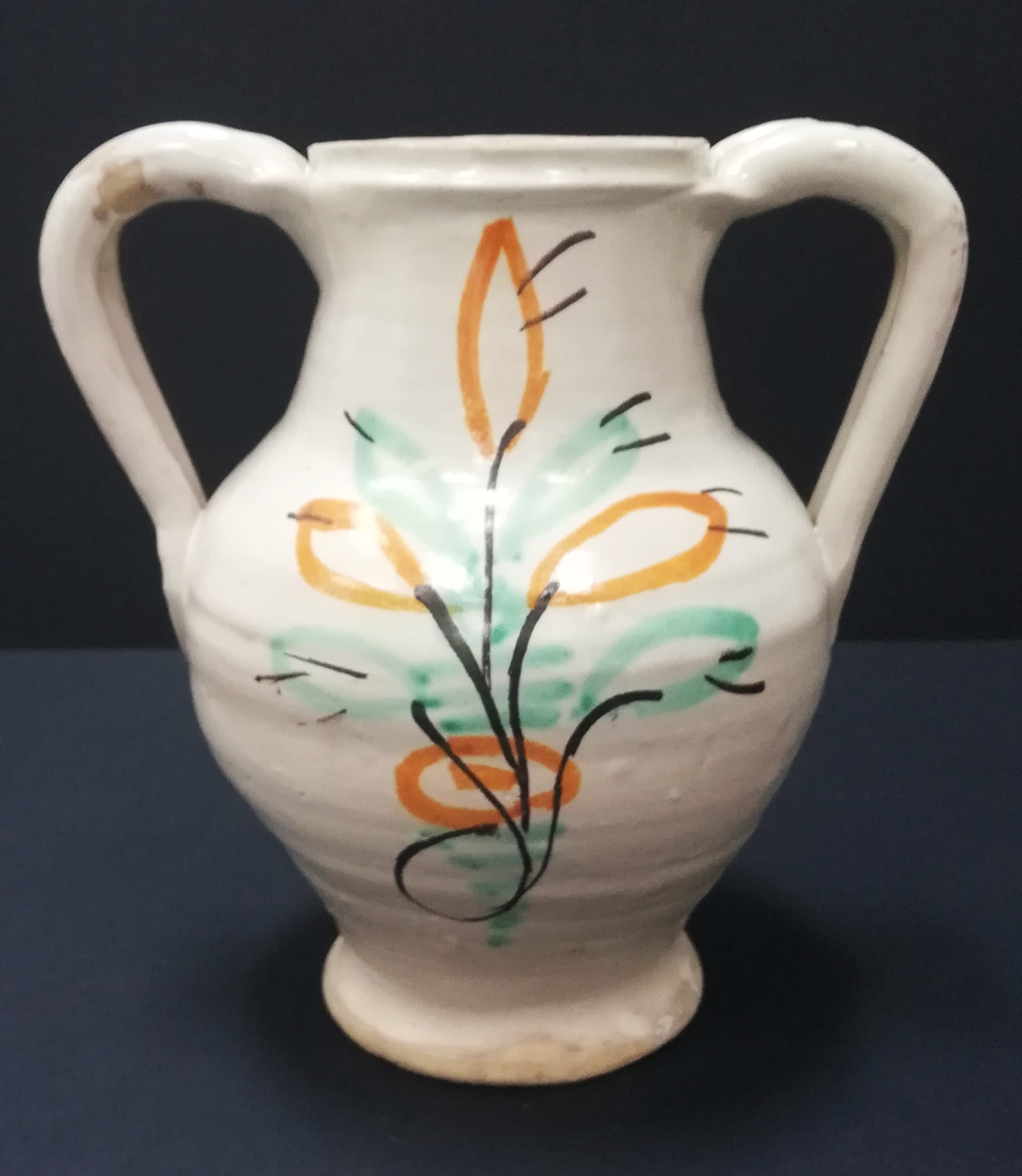 giàrra (brocca, ARREDI E SUPPELLETTILI/ CONTENITORI, RECIPIENTI E OGGETTI DI USO DOMESTICO)