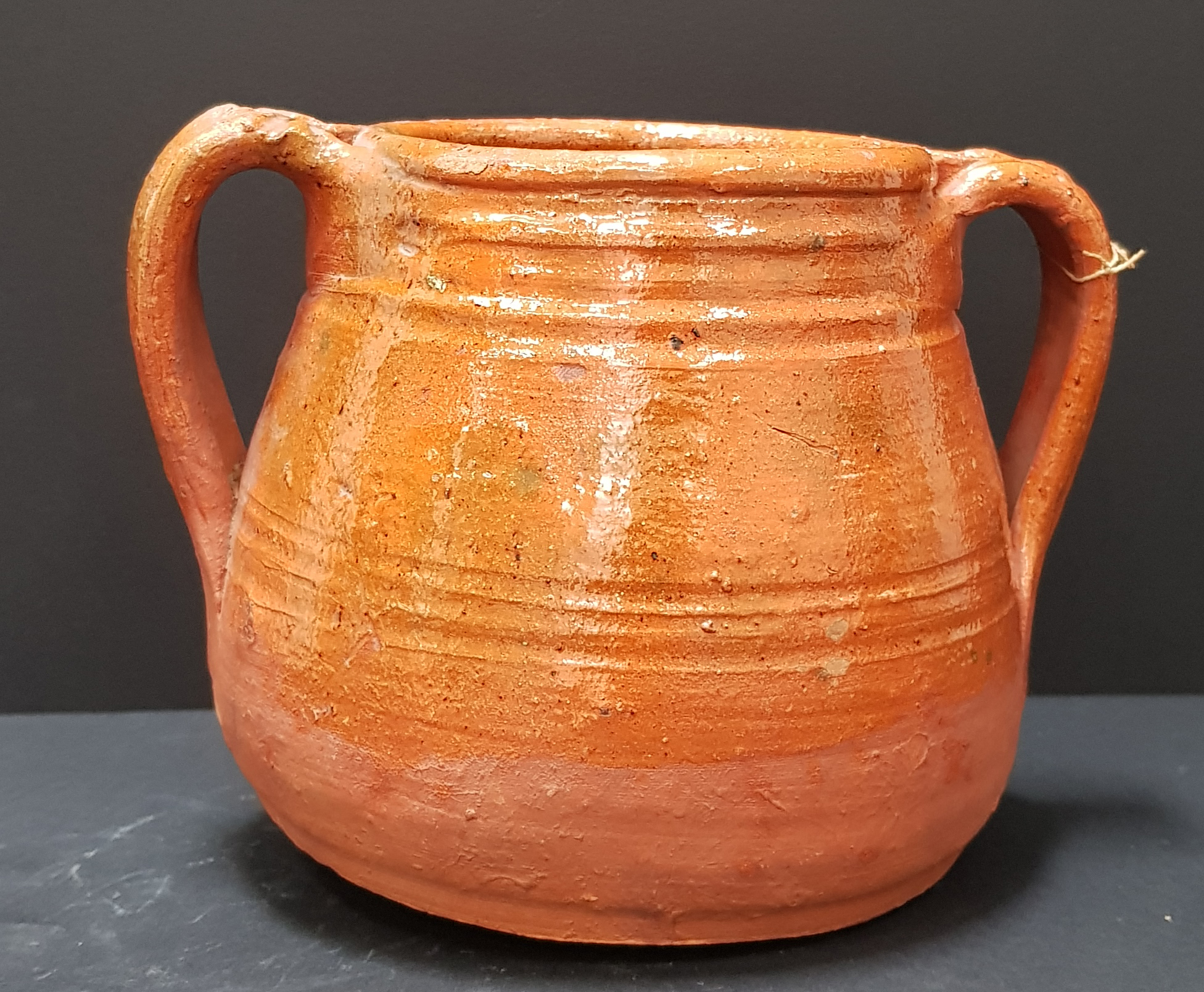 marmitta, ARREDI E SUPPELLETTILI/ CONTENITORI, RECIPIENTI E OGGETTI DI USO DOMESTICO