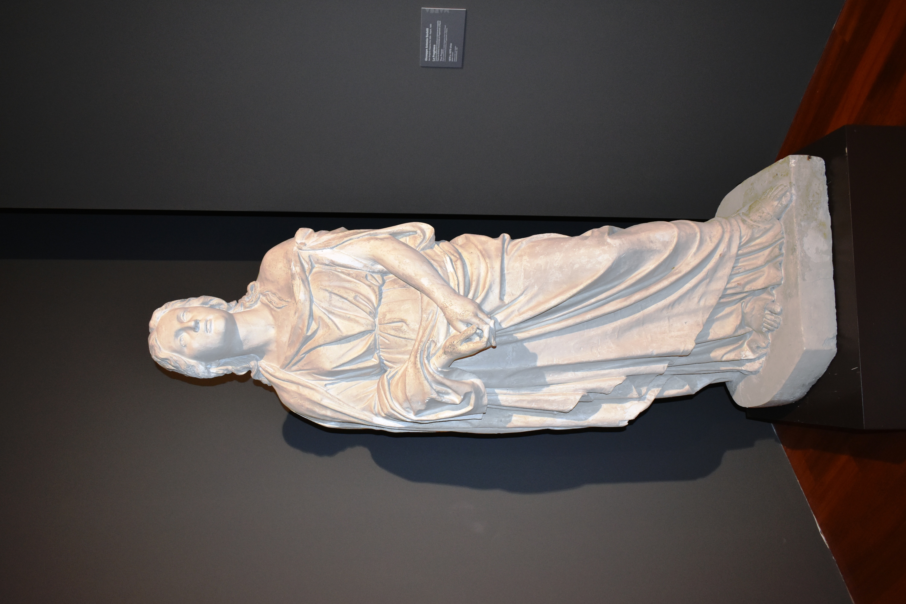La preghiera, figura femminile (statua, opera isolata) di Sorbilli, Antonio Giuseppe (bottega) - bottega napoletana (sec. XIX, sec. XIX)