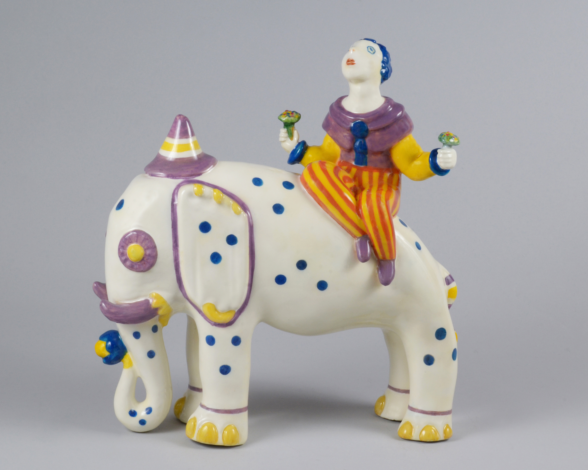 Ragazzo su elefante, figura seduta sopra un elefante (scultura) di Sturani Mario, Fabbrica Lenci (anni venti sec. XX)