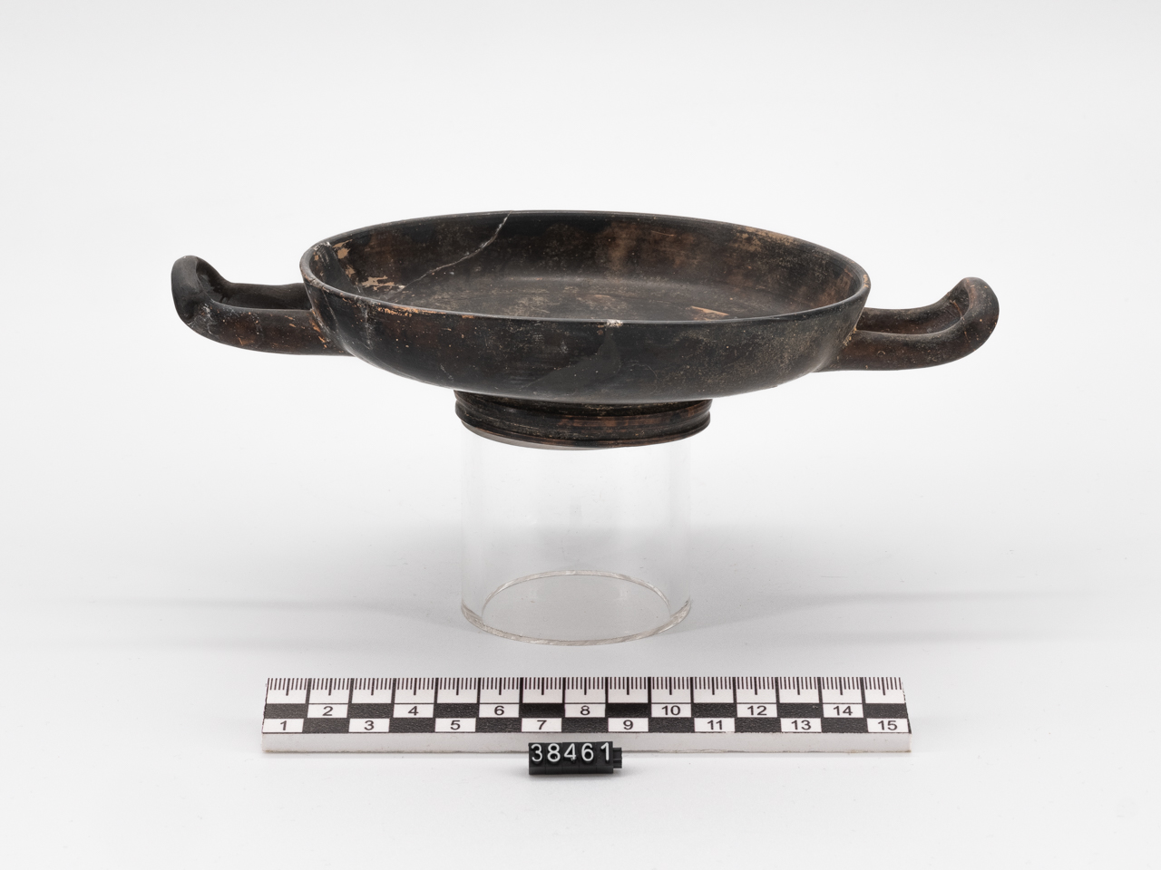 kylix - fabbrica locale (metà SECOLI/ IV a.C)