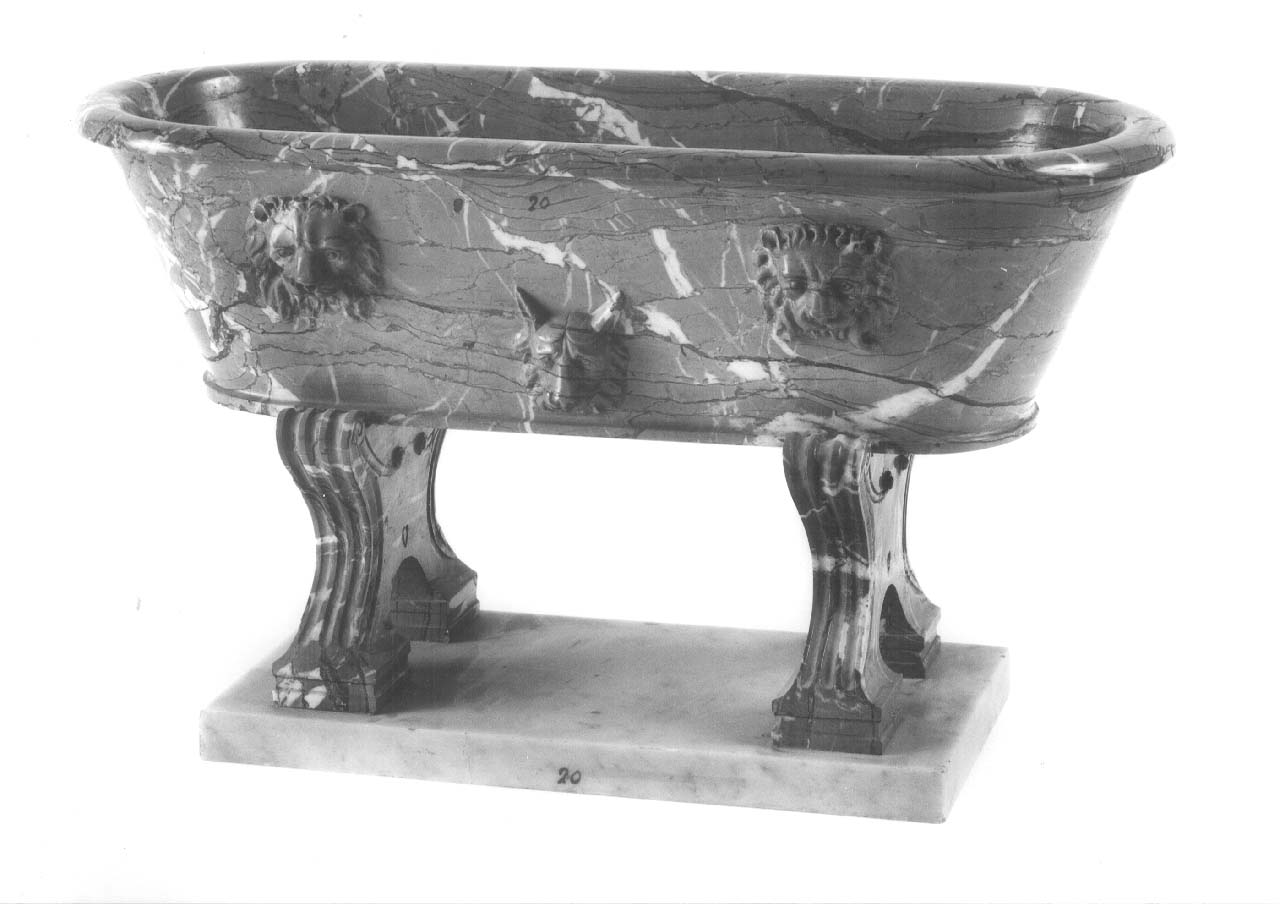 vasca - bottega italiana (sec. XIX)