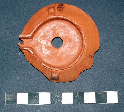 lucerna/ disco, spalla, Firmalampen (SECOLI/ ARCHI DI SECOLI/ I a.C.-IV)