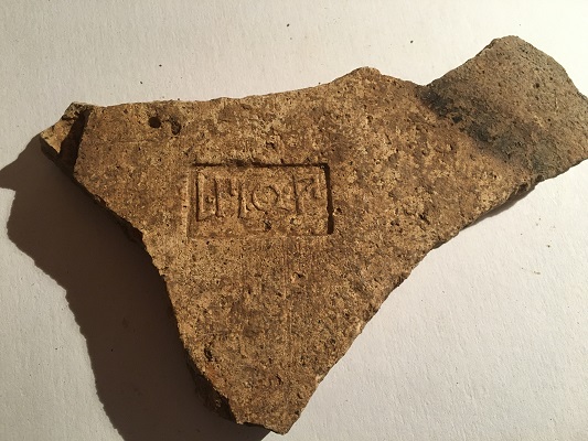 tegola/ rettangolare bollata (fine/ inizio SECOLI/ ARCHI DI SECOLI/ III a.C.-II a.C)