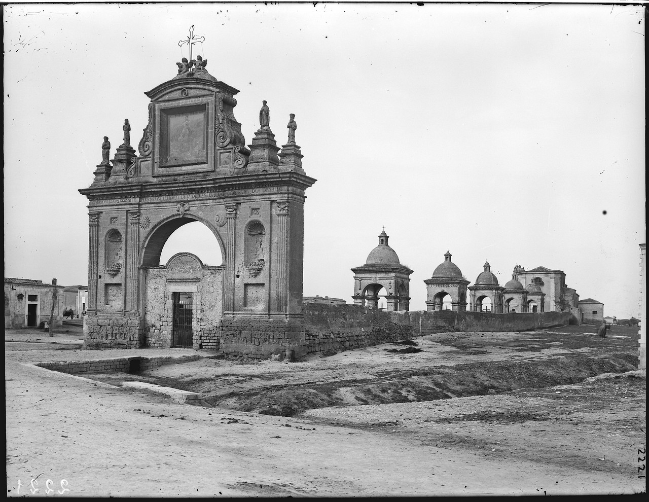 Gabinetto Fotografico Nazionale - GFN di Gargiolli, Giovanni, Carboni, Carlo, Serra, Luigi, Coppola, Bito, Castelfranco, Giorgio, Bertelli, Carlo, Tonelli, Ugo, Bozzacchi, Bruno, Cassarari, Guglielmo, Basile, Adamo, Cascianelli, Primo, Medori, Novato, Guazzi, Riccardo, Mozzano, Federico, Petrucci, Silvano, Carletti, Angelo, Mastellone, Carlo, Vendetti, Attilio, Ioan, Florindo, Quaresima, Mario, Cargnel, Bruno, Zavagli, Luigi, Brizi, Fulvio, Saviantonio, Vinicio, Zita, Sauro (XIX-XX)