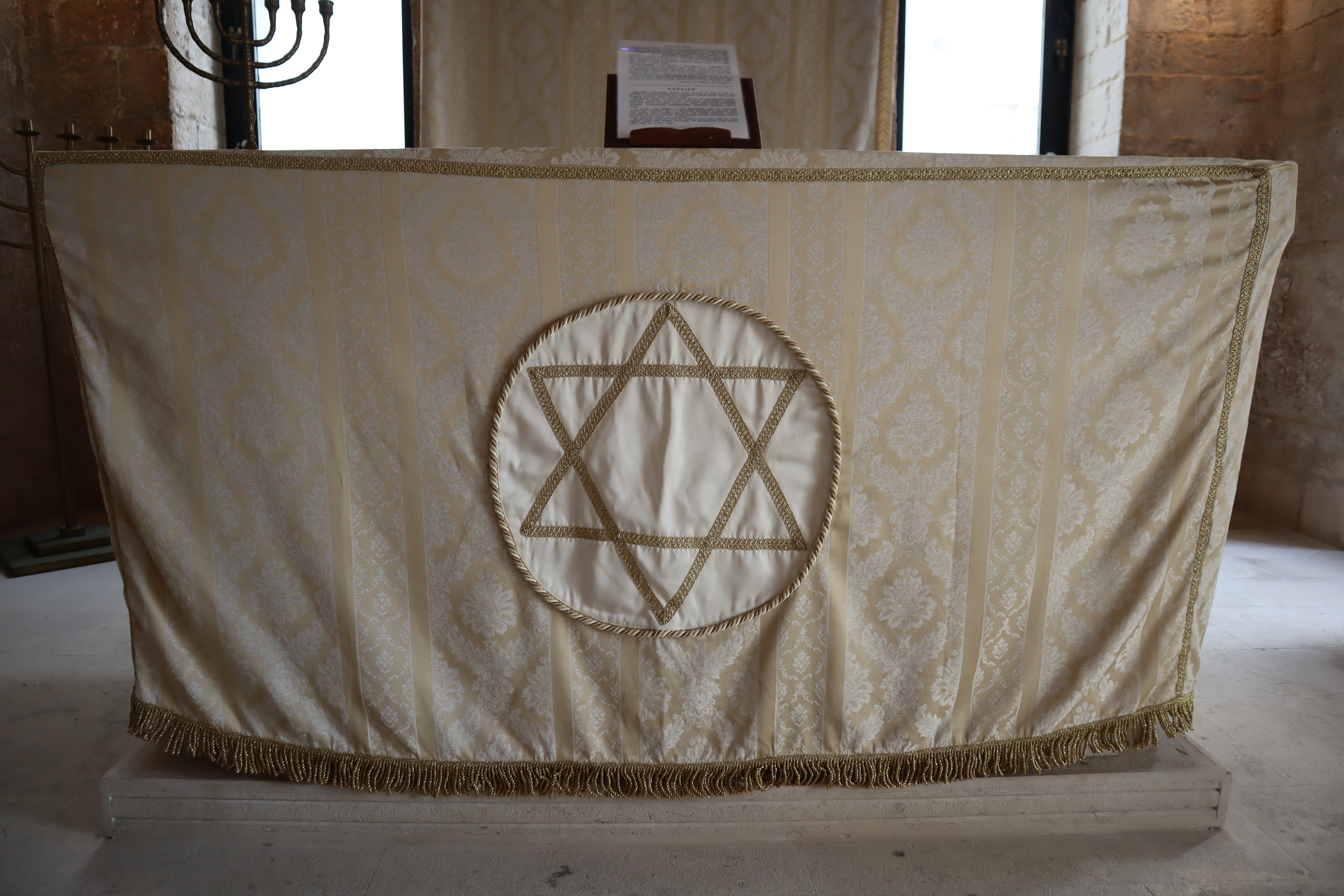 copritevà, pendant - ambito pugliese, Ambito ebraico (inizio XXI secolo)