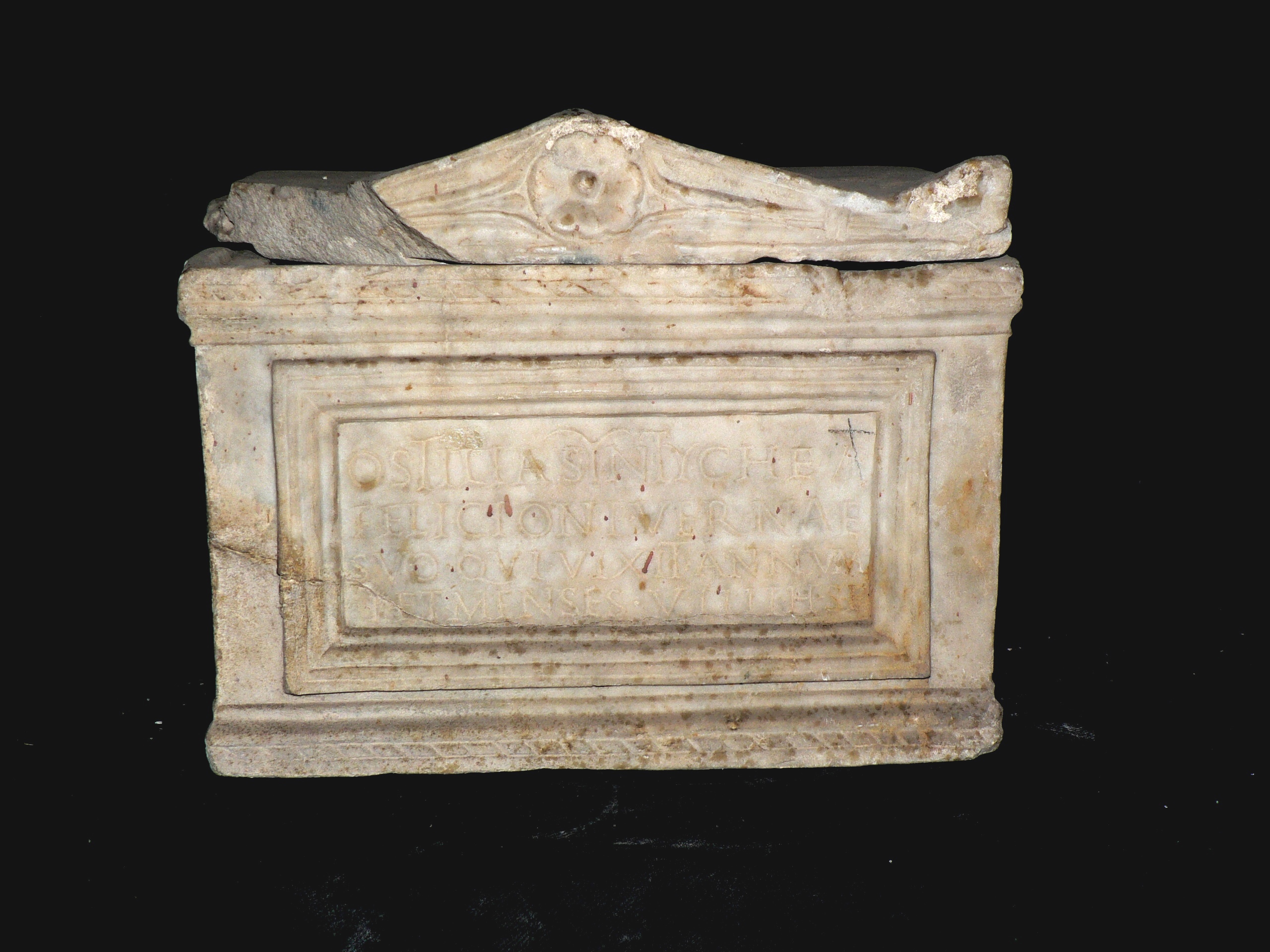 SINGOLO OGGETTO/ urna, non determinabile