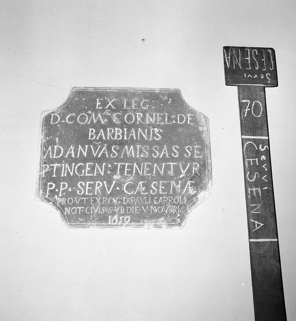 lapide commemorativa, opera isolata - manifattura romagnola (metà sec. XVII)