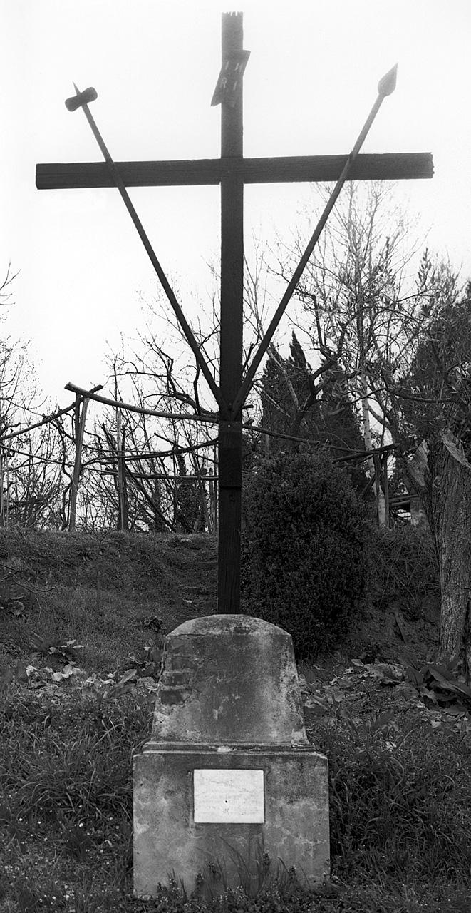 croce - produzione toscana (sec. XX)