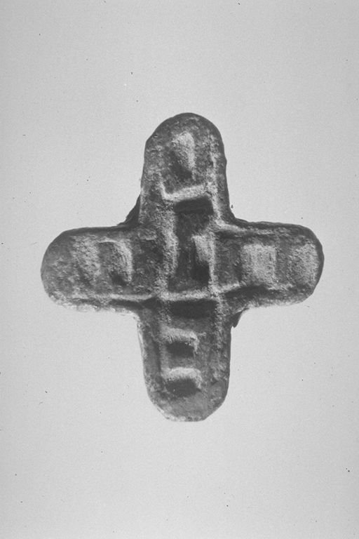 croce, opera isolata - manifattura italiana (sec. V)