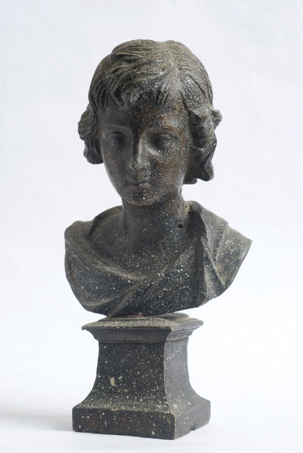 Cristo giovane (?), busto di giovane (rilievo, opera isolata) - ambito Italia settentrionale (sec. XVII)