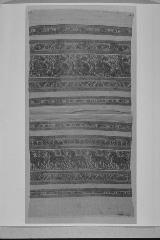 tessuto, opera isolata - manifattura umbra (secc. XV/ XVI)