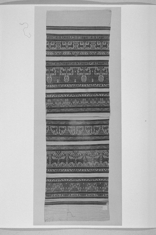 tessuto, opera isolata - manifattura umbra (sec. XVI)