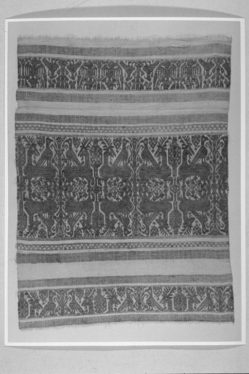 tessuto, frammento - manifattura umbra (sec. XVI)