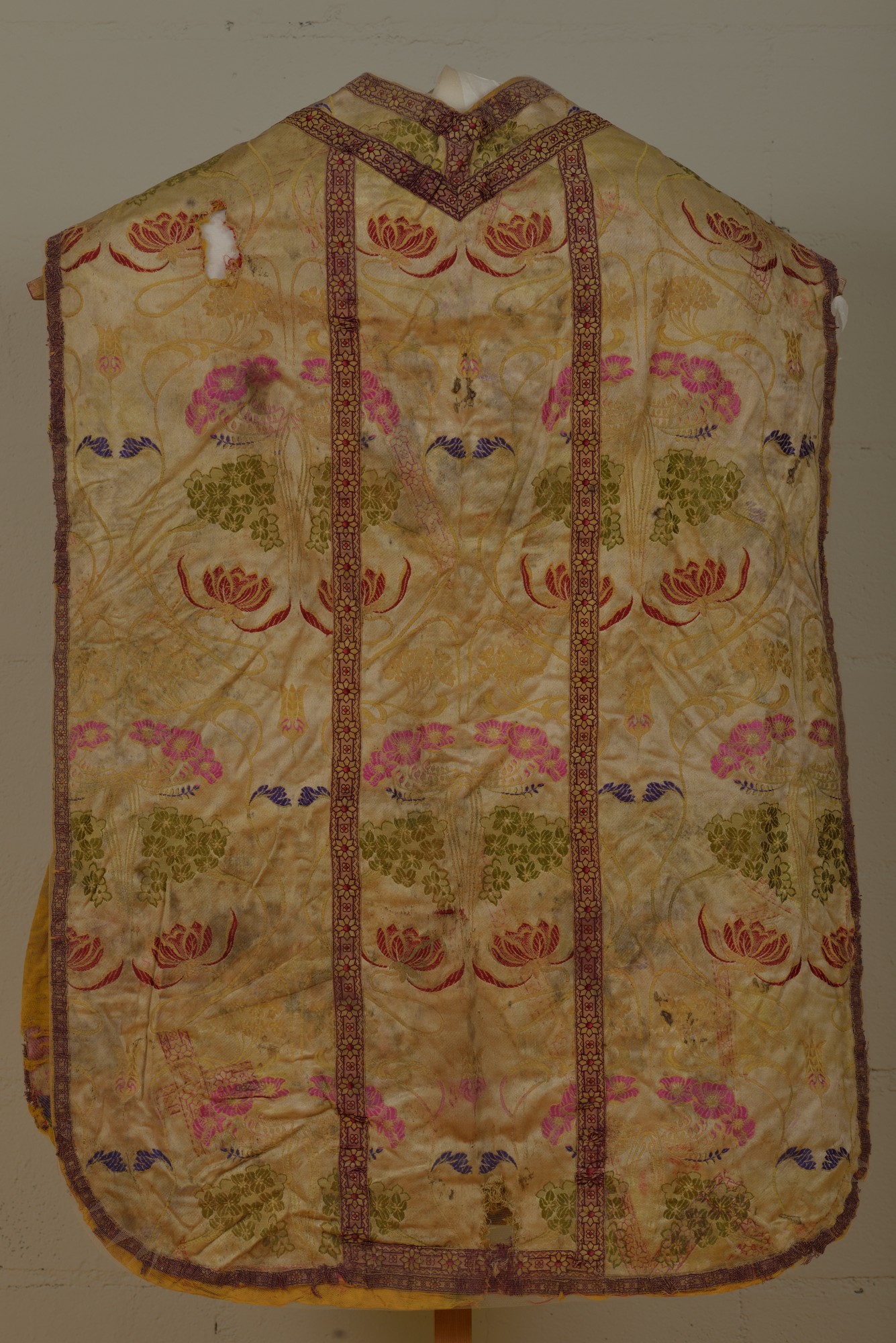 soggetto assente (paramento liturgico, insieme) - manifattura italiana (inizio XX)