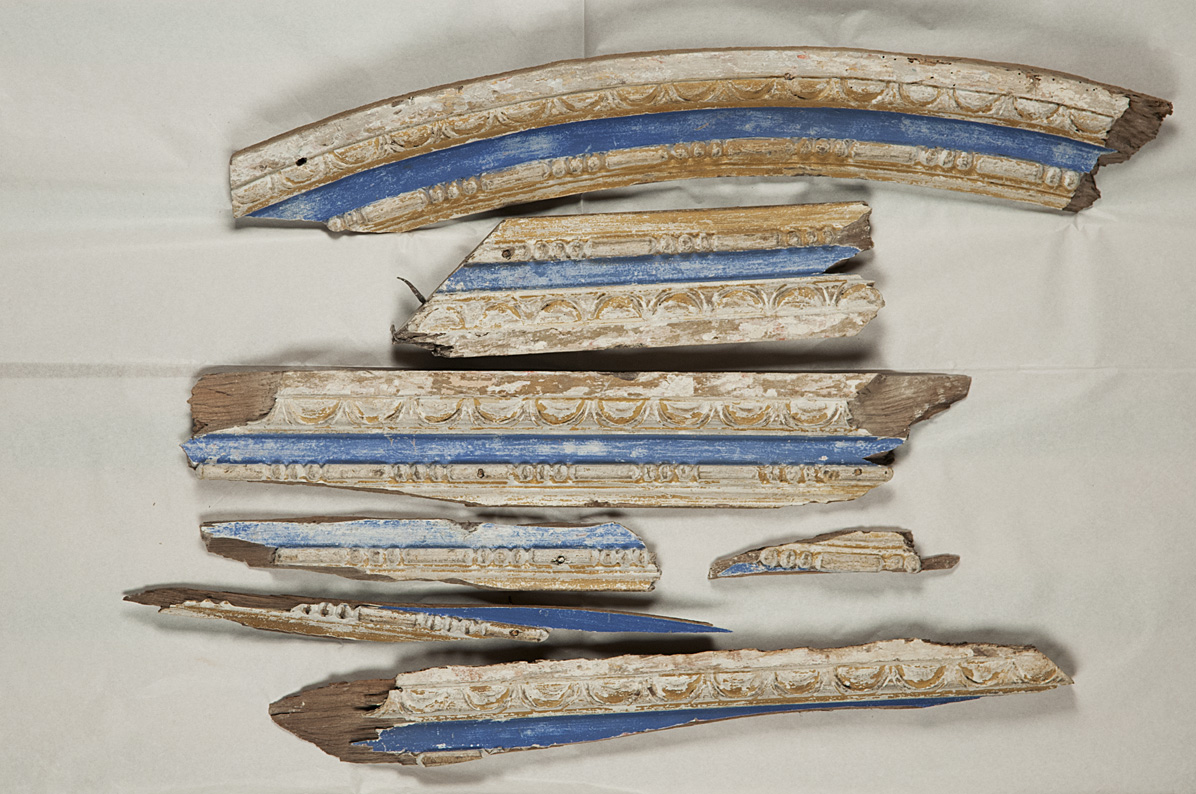 soggetto assente (cornice, frammento) - bottega umbra (prima metà XVI)