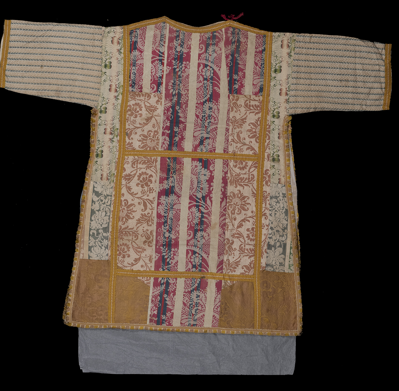 soggetto assente (tunicella, coppia) - manifattura italiana (fine/ inizio XV, XVII, XVIII)