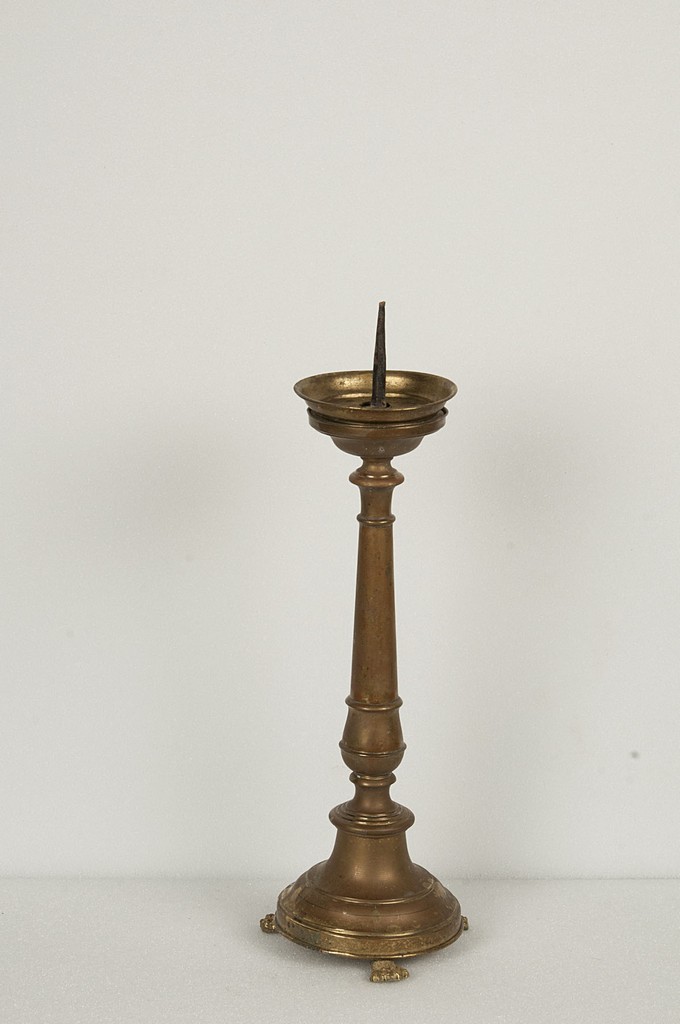 soggetto assente (candeliere, paio) - bottega Italia centrale (sec. XIX)