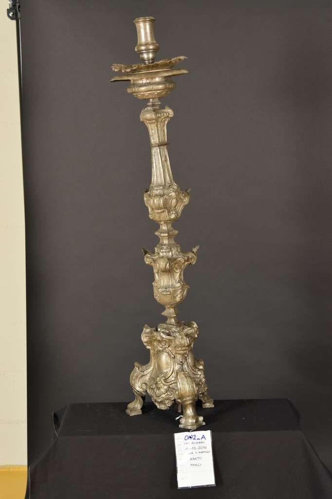 soggetto assente (candelabro, serie) - bottega Italia centrale (sec. XVIII)