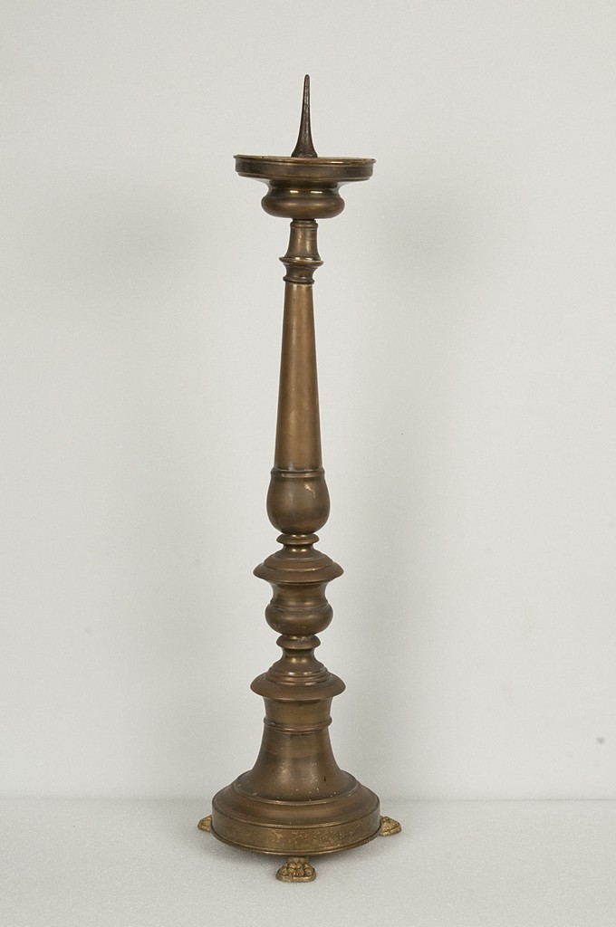 soggetto assente (candeliere, serie) - bottega Italia centrale (sec. XIX)