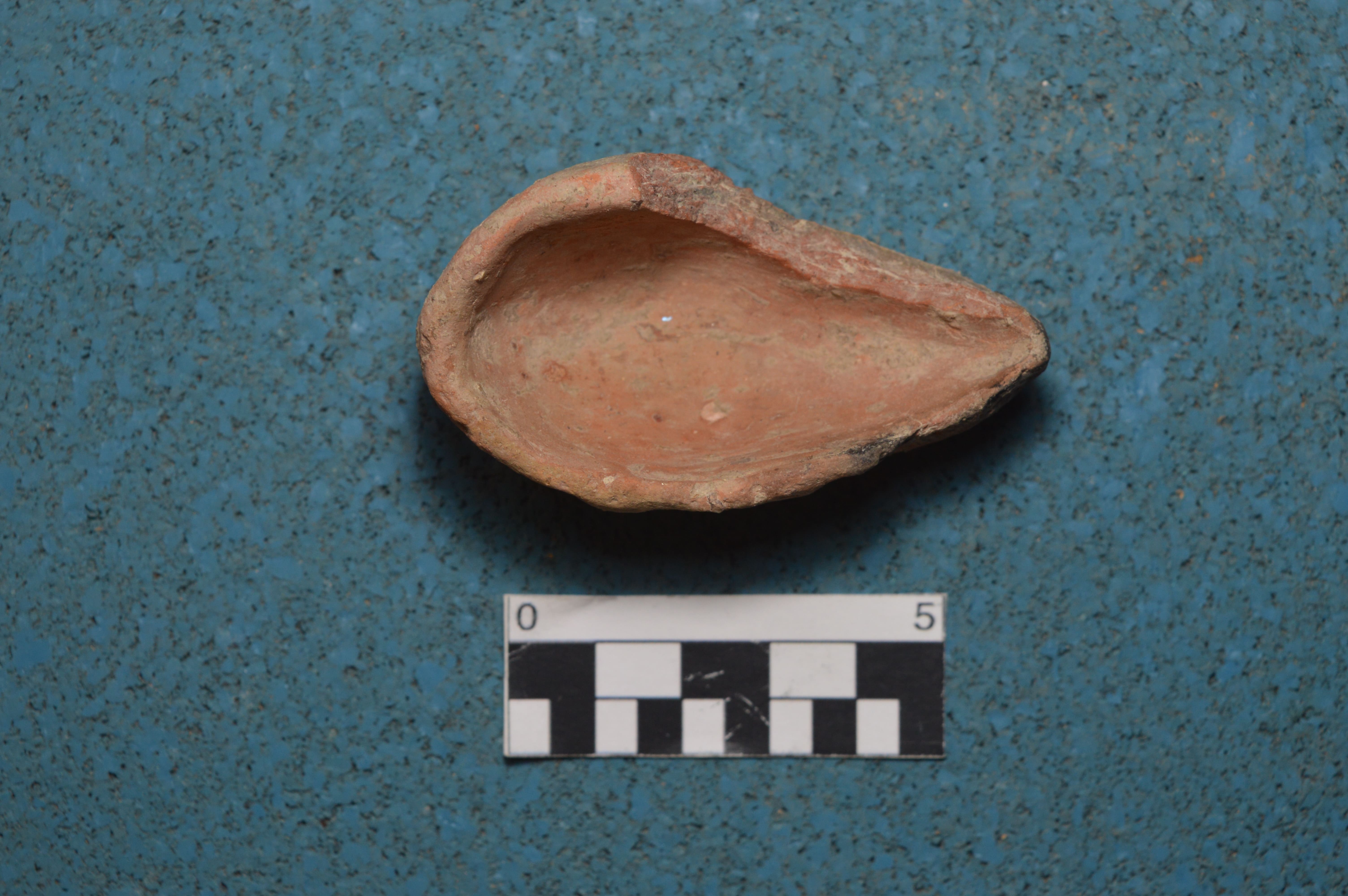 SINGOLO OGGETTO/ lucerna, SECOLI/ VIII