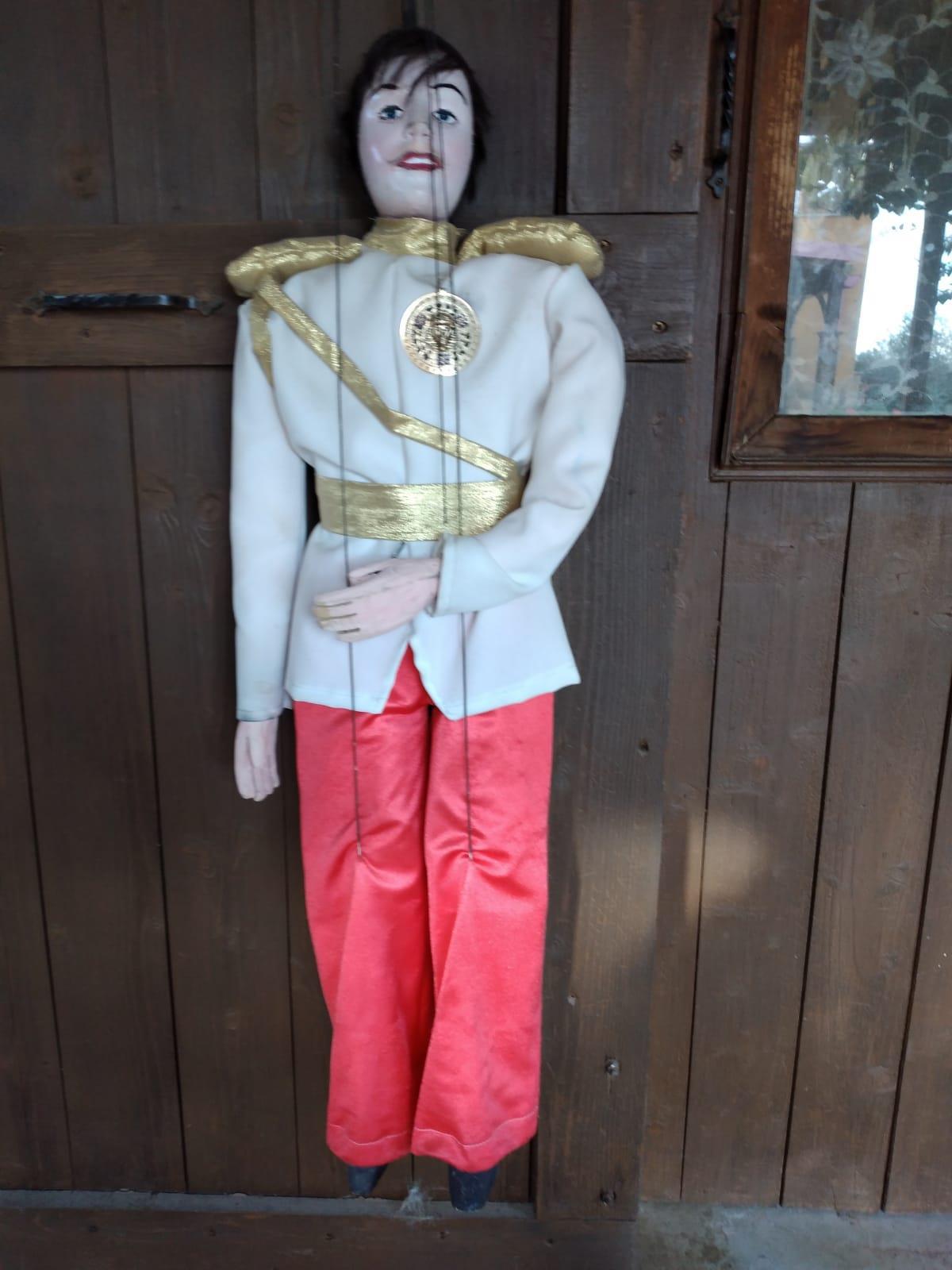 principe (marionetta - a filo) di Mosca Cataldo, Chiarenza Alfio, Rutigliano Anna (XX)