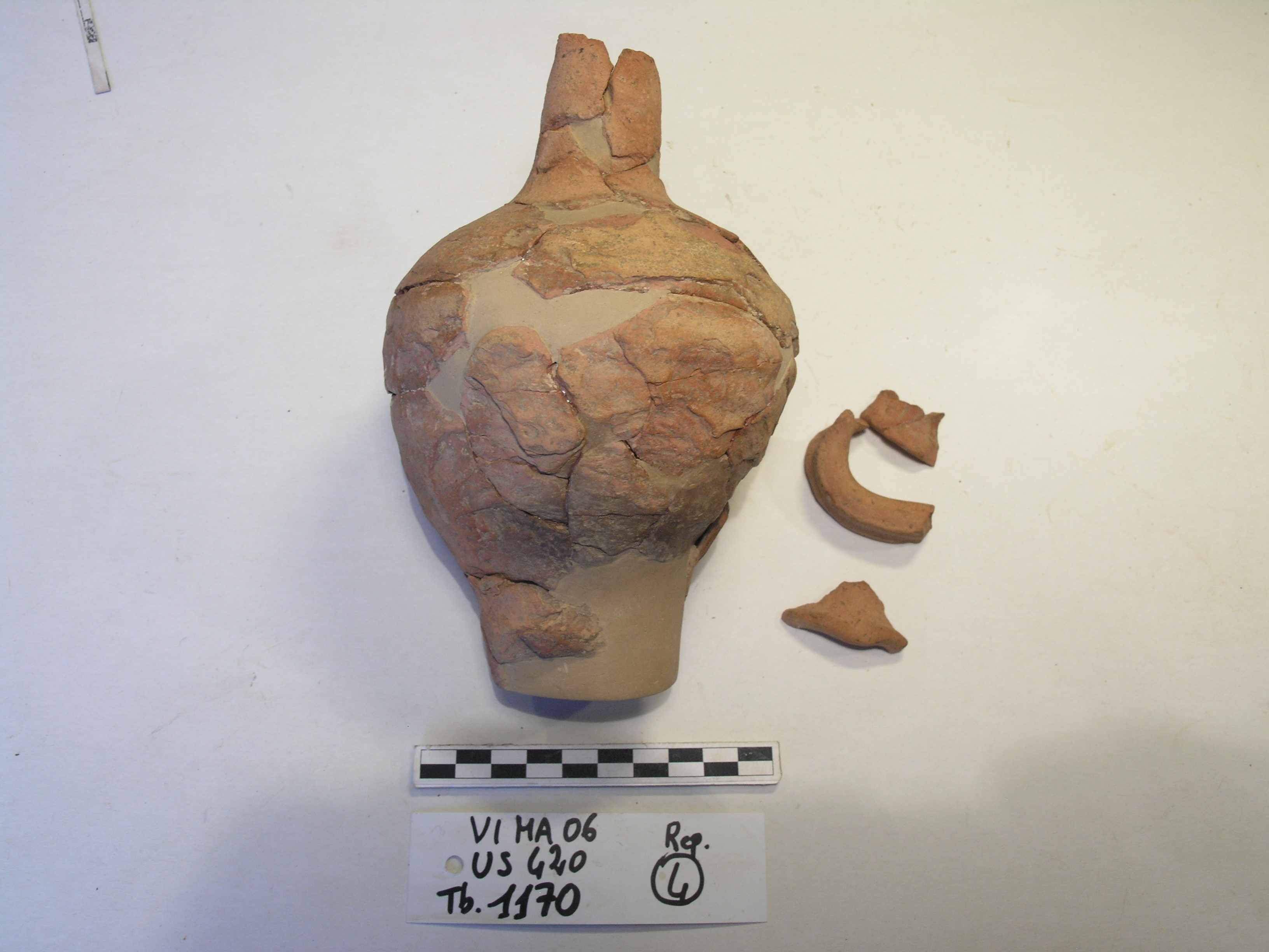 SINGOLO OGGETTO/ olpe, SECOLI/ ARCHI DI SECOLI/ IV-V