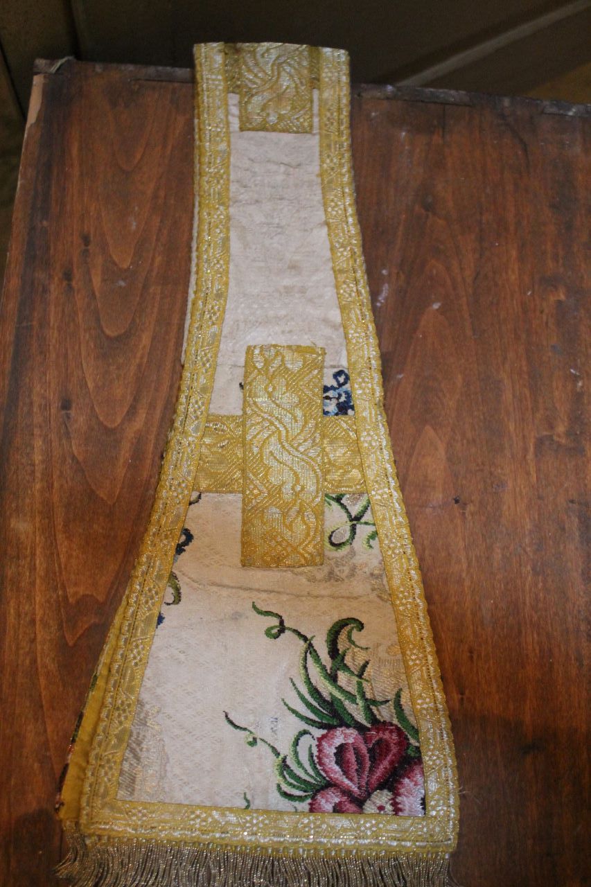 croci con motivi decorativi vegetali (manipolo) - manifattura italiana (metà XVIII)