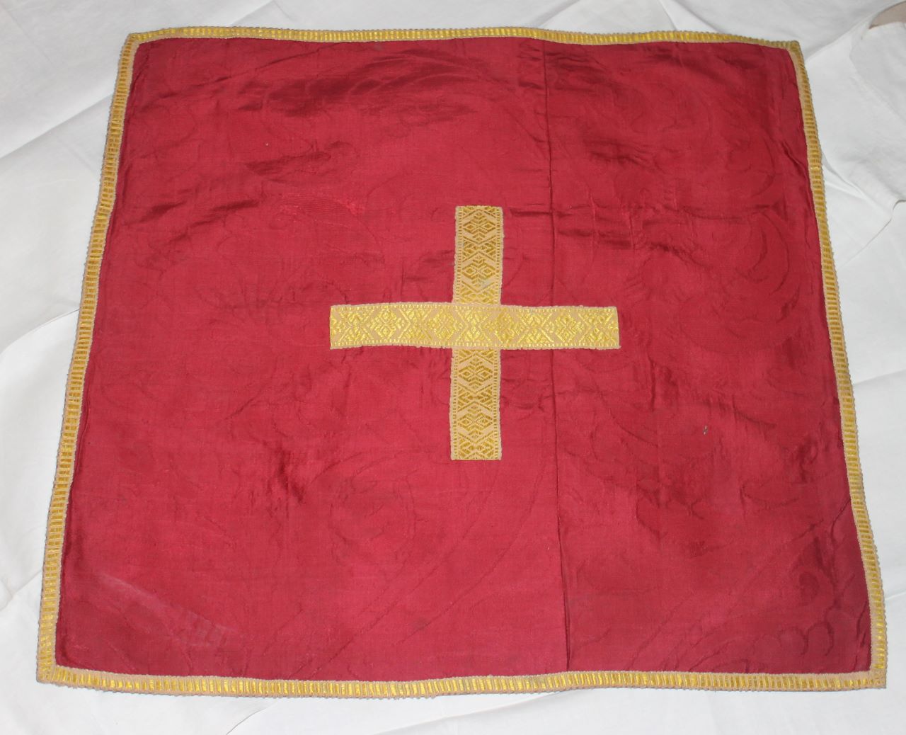 croce con motivi decorativi floreali (velo di calice) - manifattura italiana (fine XVIII)