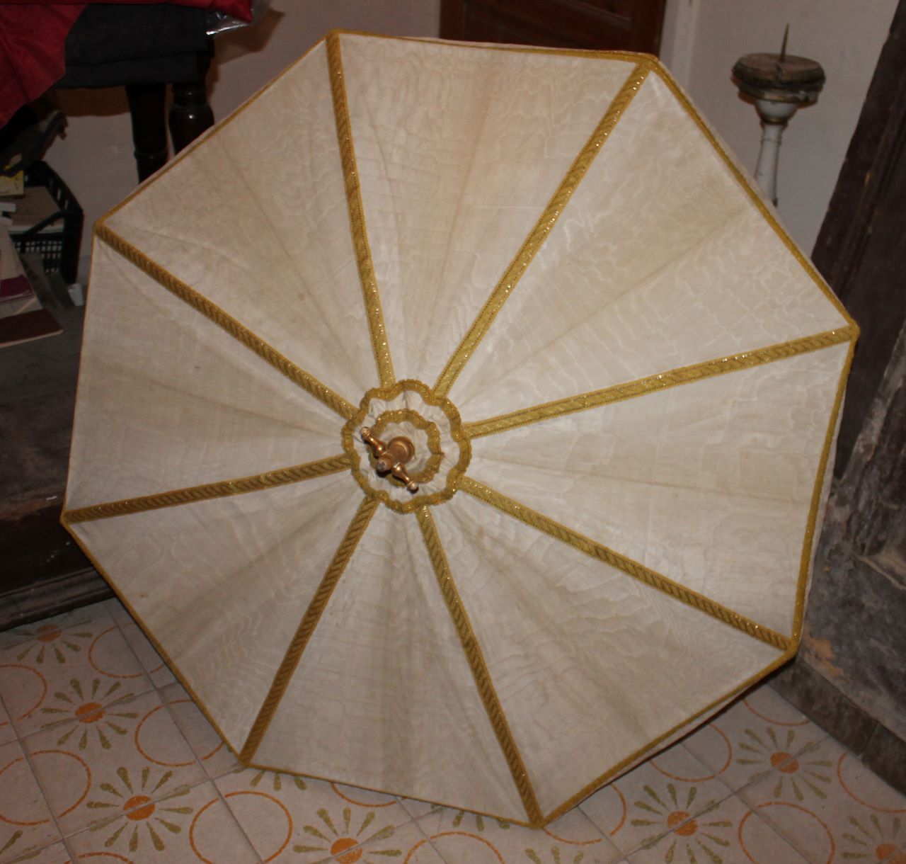 ombrellino processionale - manifattura italiana (XIX)