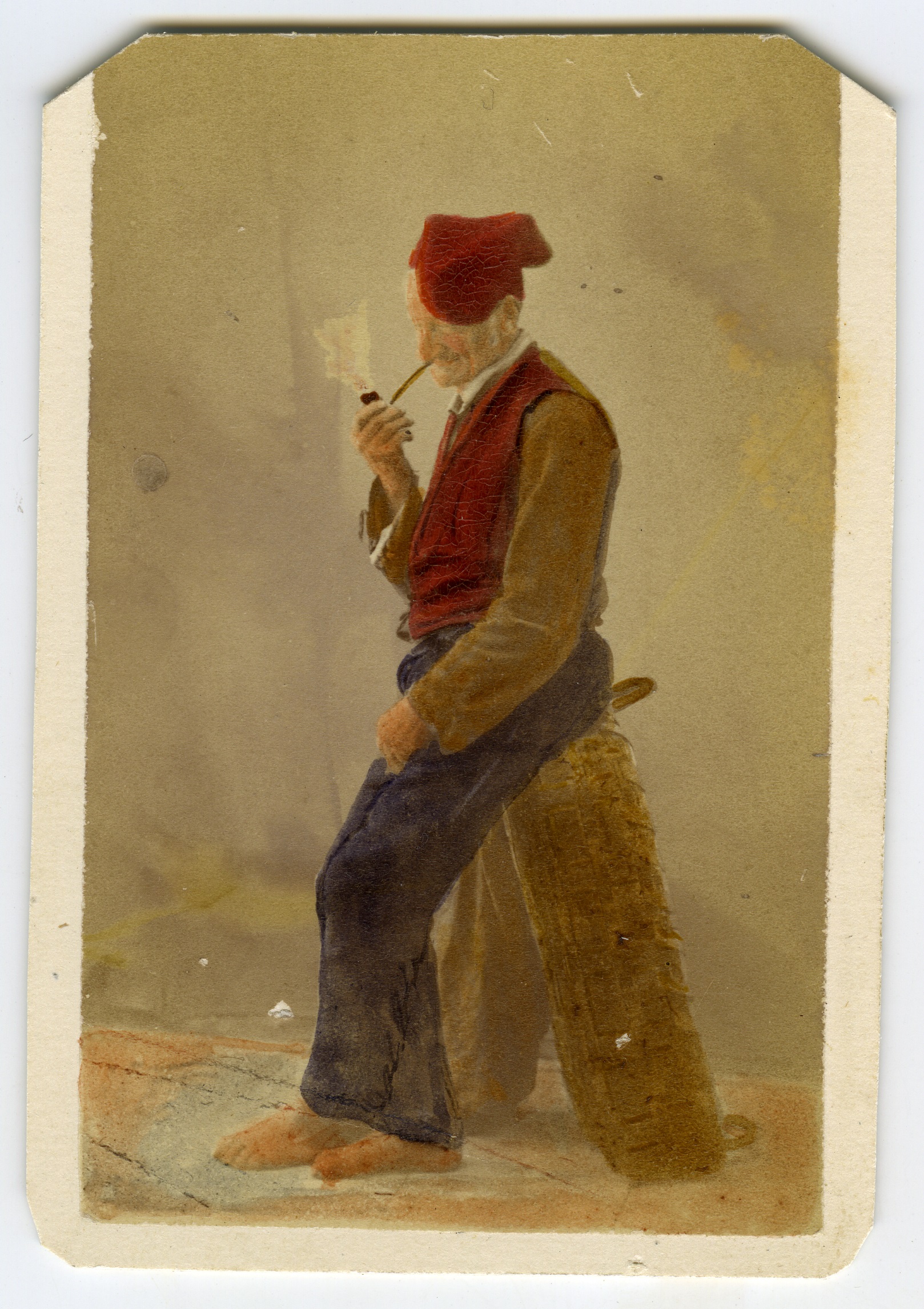 Pescatore anziano napoletano appoggiato mentre fuma la pipa (biglietto da visita) di Anonimo (XIX)