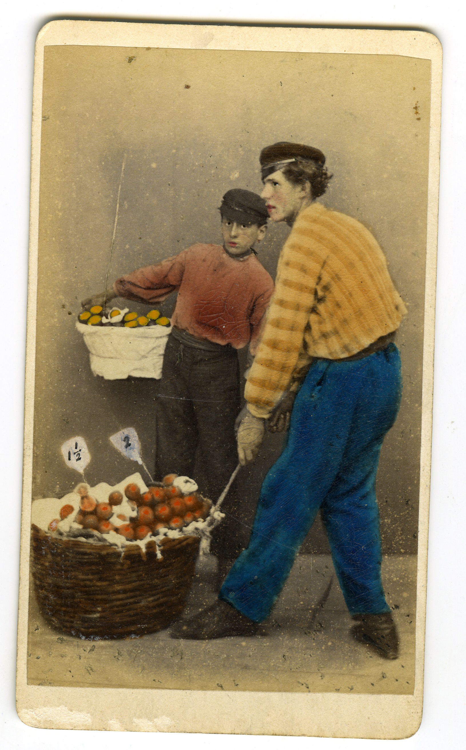 Giovani venditori di frutta (biglietto da visita) di Ponti C (XIX)