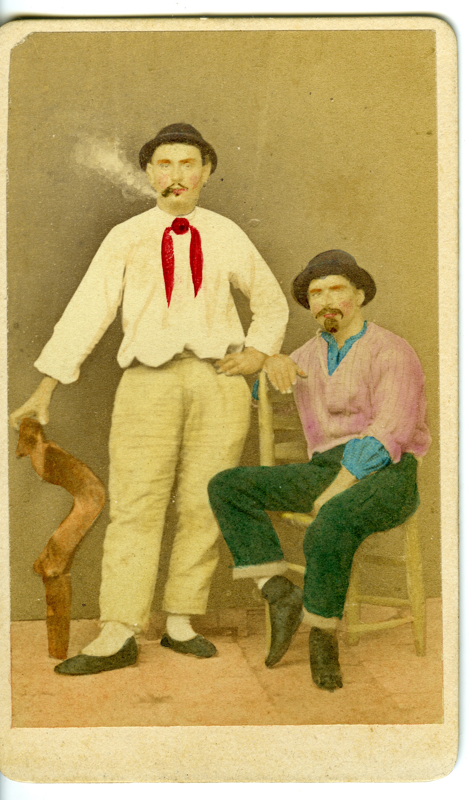 Due falegnami con un piede di un tavolo (biglietto da visita) di Ponti C (XIX)