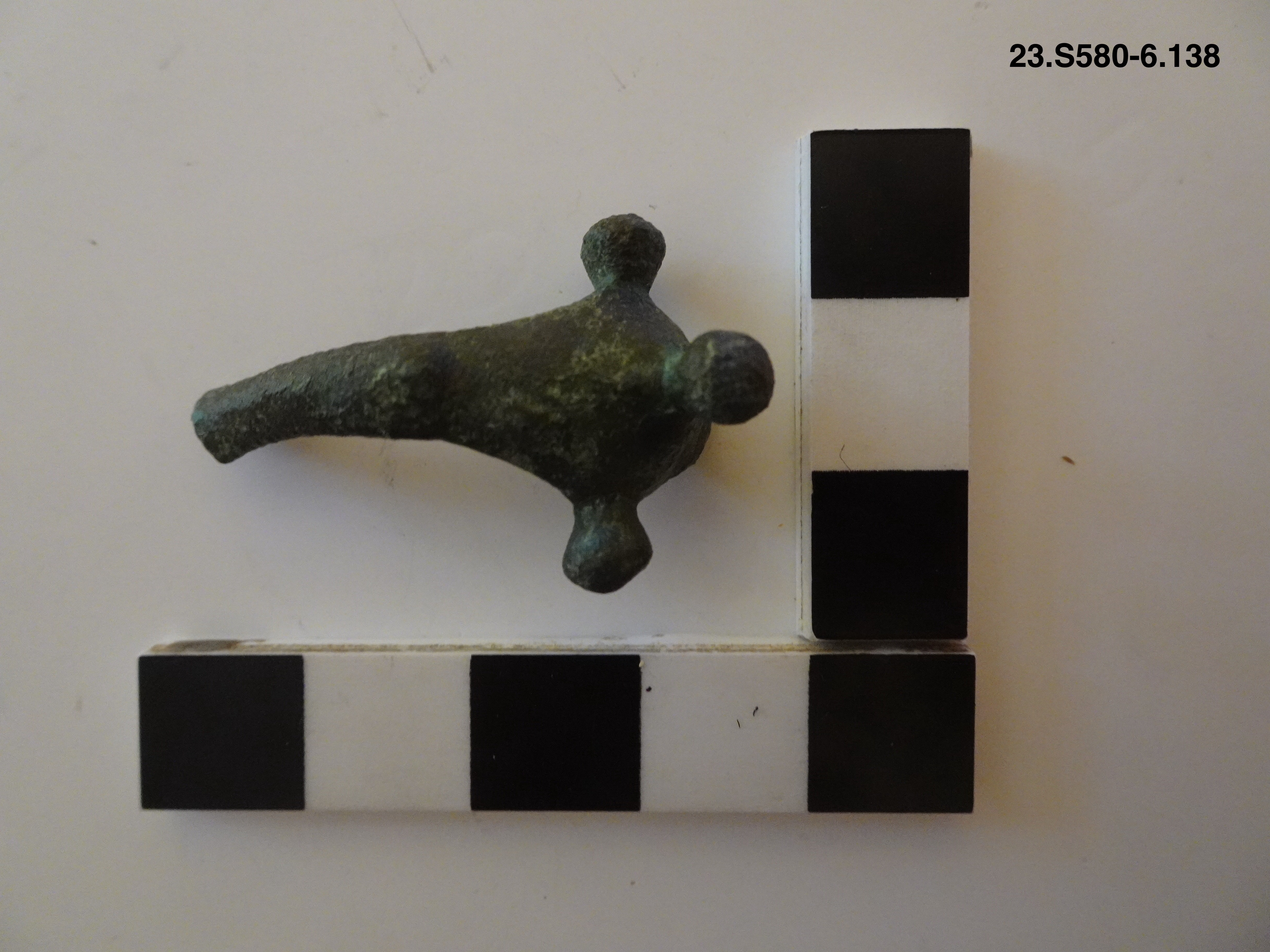 SINGOLO OGGETTO/ fibula, SECOLI/ VI a.C