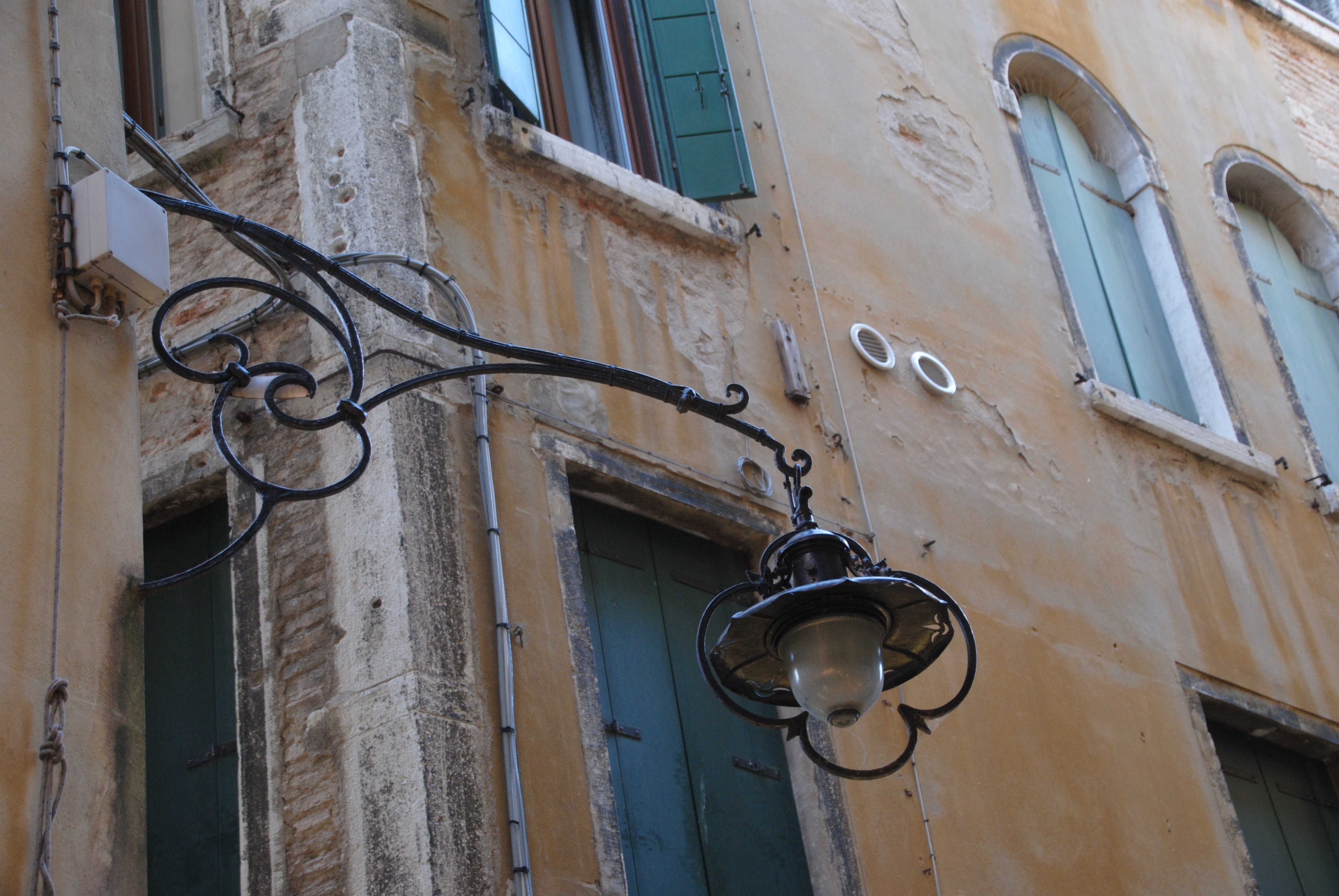 lampione, elemento d'insieme di Bellotto Umberto (20)