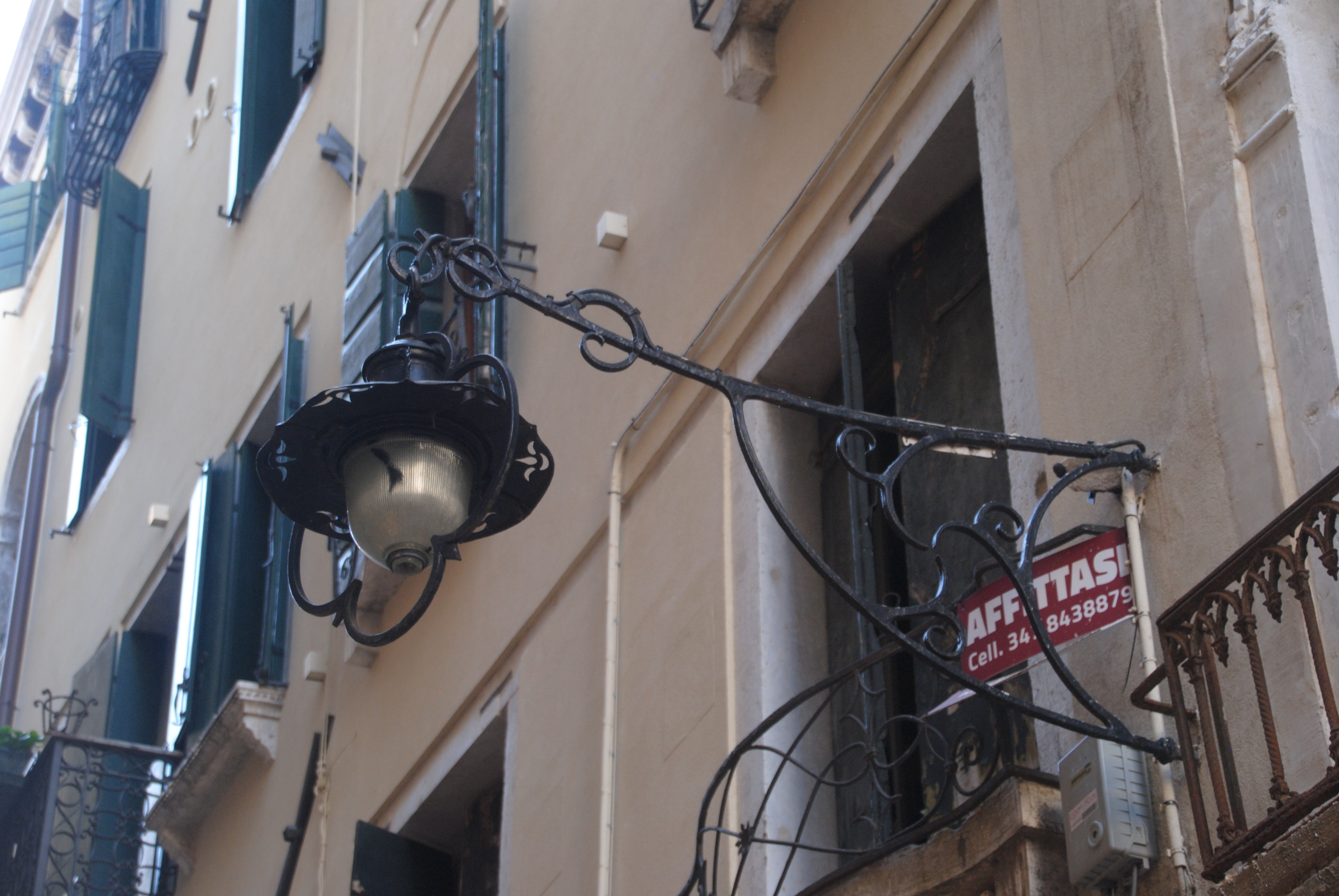 lampione, elemento d'insieme di Bellotto Umberto (20)