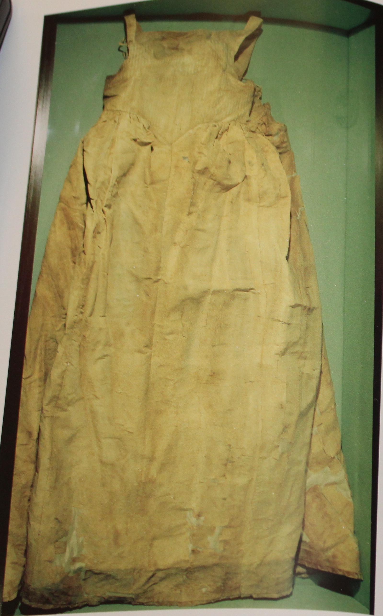 abito, femminile (seconda metà XVI)