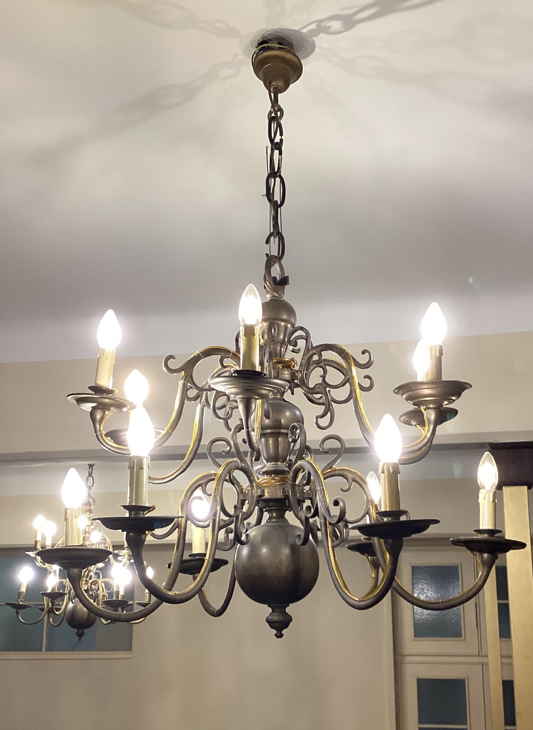 lampadario - a bracci, opera isolata - ambito olandese, ambito ebraico (primo quarto XVIII)