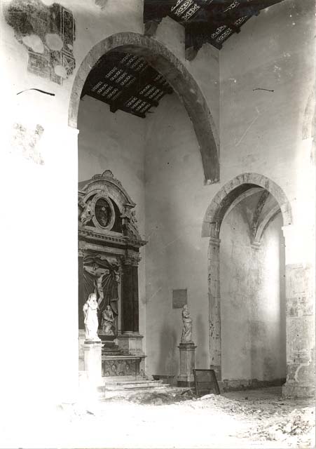 Documentazione storico artistica: sec. XX, danni, Prima Guerra Mondiale (positivo) di Gabinetto Fot. Soprintendenza ai Monumenti di Venezia (primo quarto XX)