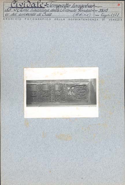 Edifici religiosi: oratorio, Santa Maria in Valle, Tempietto Longobardo; Cividale del Friuli (positivo) di Gabinetto Fot. Soprintendenza ai Monumenti di Venezia (primo quarto XX)