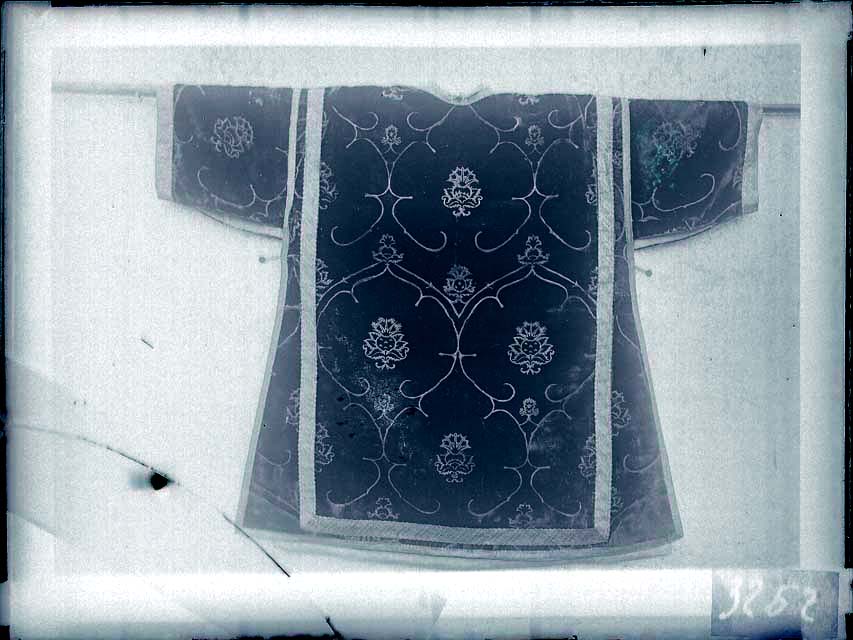 Edifici religiosi: chiesa, Santa Maria di Gorto; Ovaro, Agrons (negativo) di Gabinetto Fot. Soprintendenza ai Monumenti di Venezia - Manifattura veneziana (primo quarto XX)