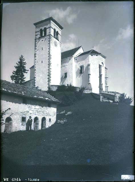 Veduta: esterno, abside; campanile (negativo) di Mioni Domenico detto Domenico da Tolmezzo, Battigelli, Ernesto (inizio XX)