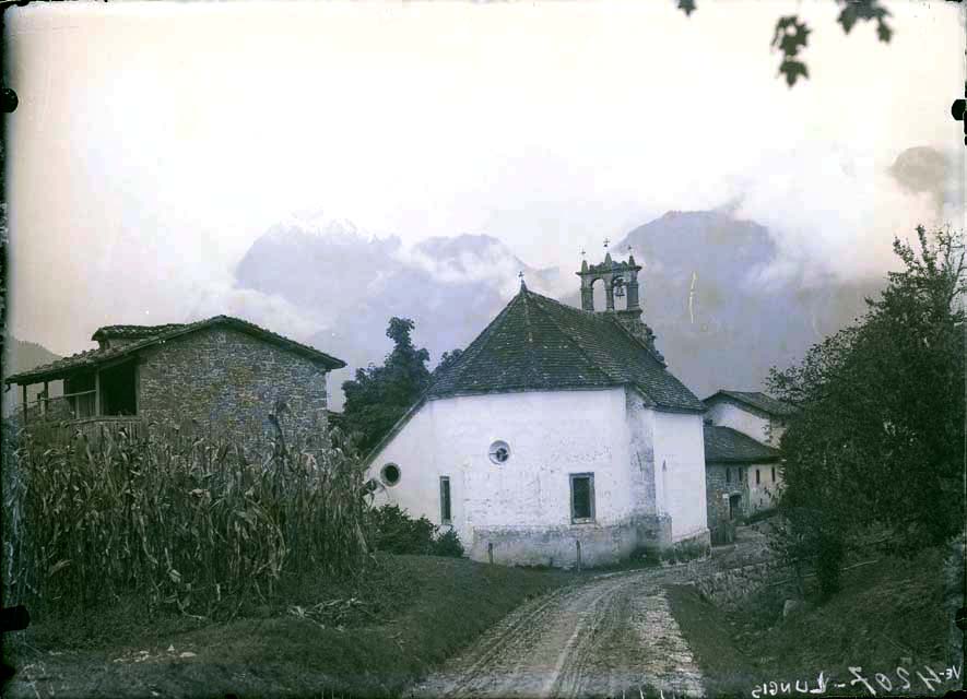 Documentazione storico artistica (negativo) di Caprioli, Giovanni (primo quarto XX)