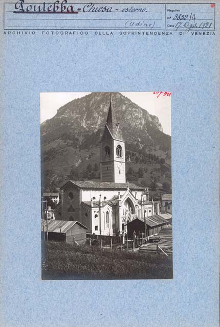 Edifici religiosi: sec. XV, chiesa, Santa Maria; Pontebba (positivo) di Gabinetto Fot. Soprintendenza ai Monumenti di Venezia (prima metà XX)