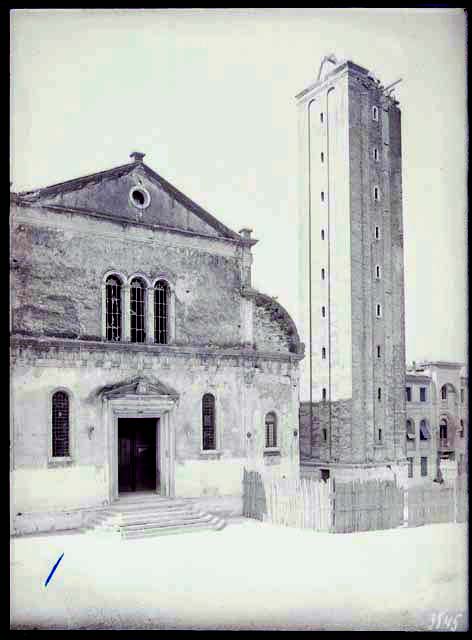 Edifici religiosi: chiesa, San Nicolò Vescovo; Sacile (negativo) di Gabinetto Fot. Soprintendenza ai Monumenti di Venezia (prima metà XX)