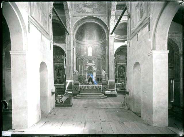 Documentazione storico artistica (negativo) di Caprioli, Giovanni (prima metà XX)